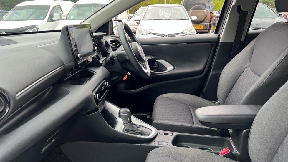 Toyota Yaris 1.5 Vvt-h Design E-cvt Euro 6 Ss J2PGC #5