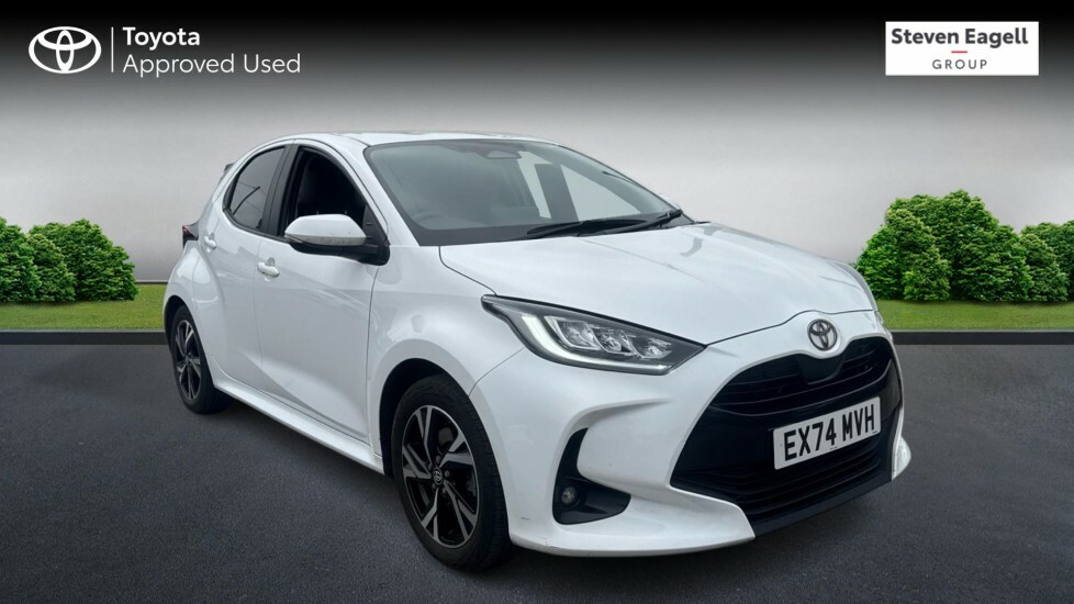 Toyota Yaris 1.5 Vvt-h Design E-cvt Euro 6 Ss White