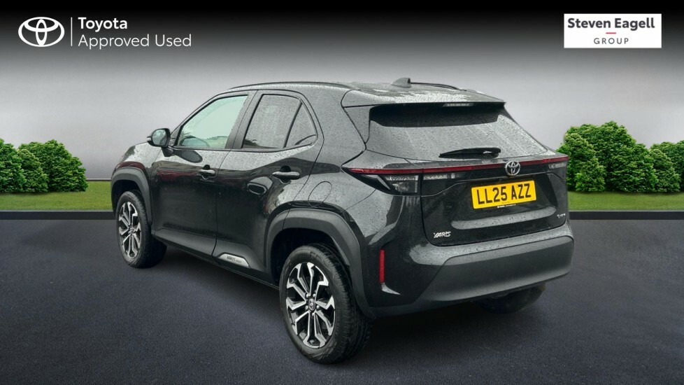 Toyota Yaris Cross 1.5 Vvt-h Design E-cvt Euro 6 Ss LL25AZZ Black #4