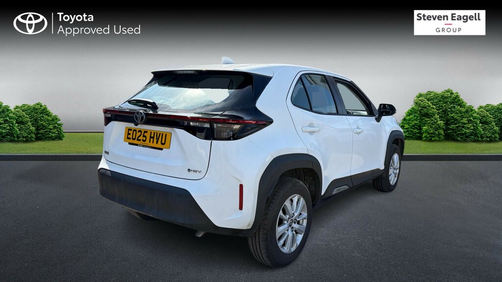 Toyota Yaris Cross 1.5 Vvt-h Icon E-cvt Euro 6 Ss EO25HVU White #2
