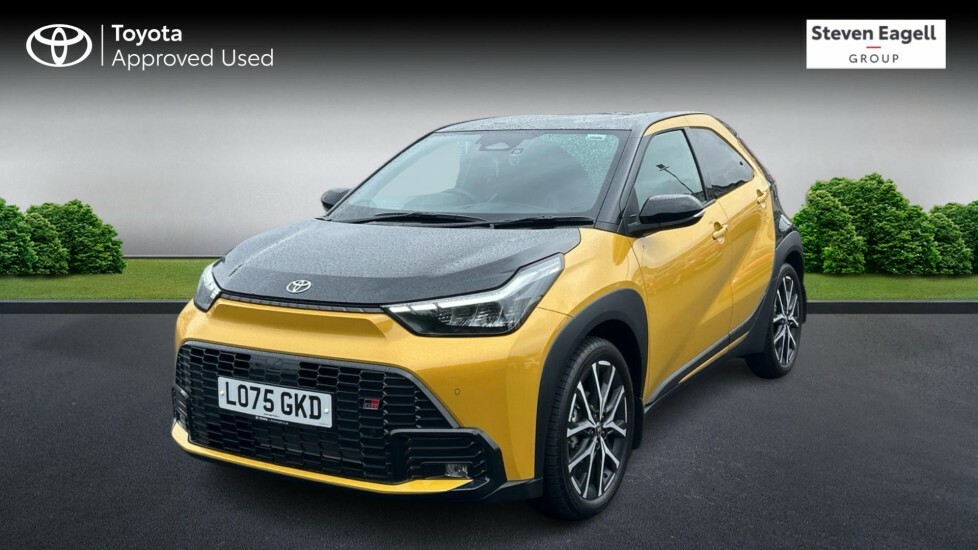 Toyota Aygo X 1.5H Gr Sport Cvt Euro 6 Ss LO75GKD Yellow #3
