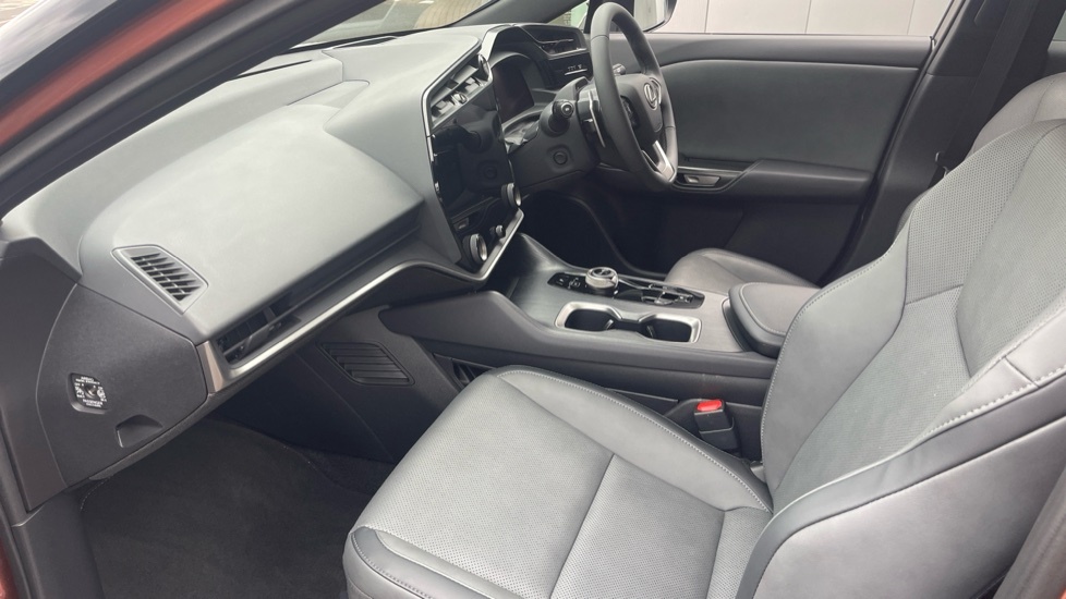 Lexus RZ 350E 77Kwh Premium Plus BW75AAY #6