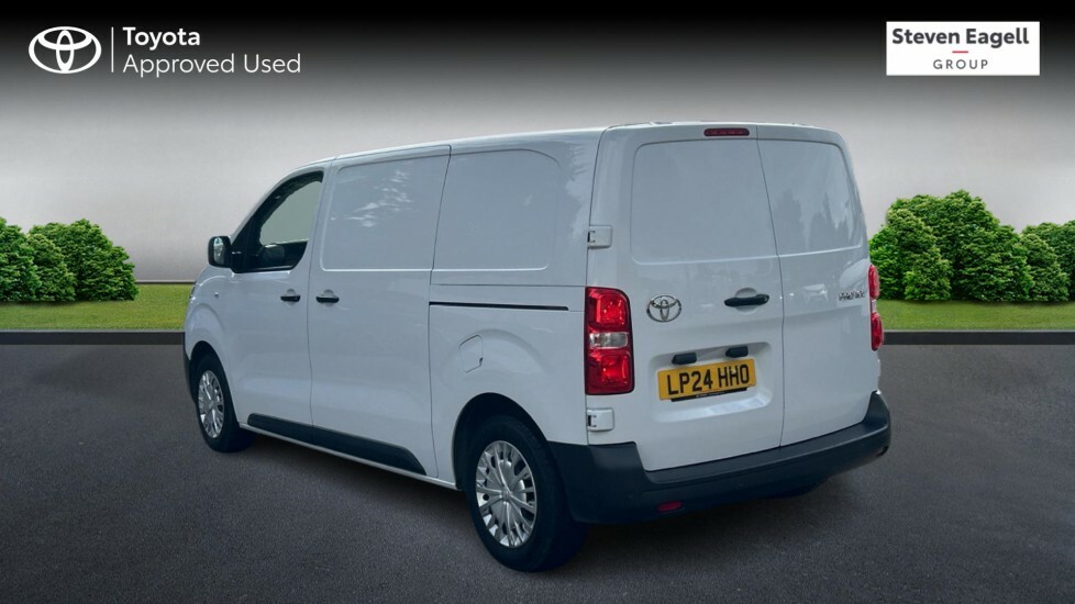 Toyota PROACE 1.5D Icon Medium Panel Van Mwb Euro 6 Ss 6Dr White #4