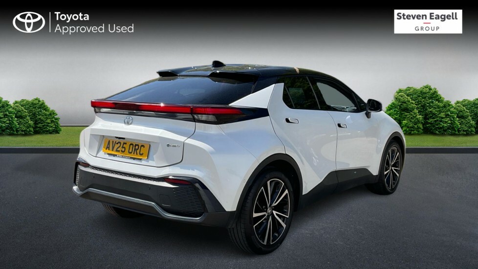 Toyota C-Hr 1.8 Vvt-h Excel Cvt Euro 6 Ss AV25ORC White #2
