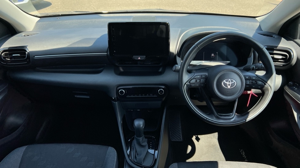 Toyota Yaris 1.5 Vvt-h Design E-cvt Euro 6 Ss GK74MVU Silver #6