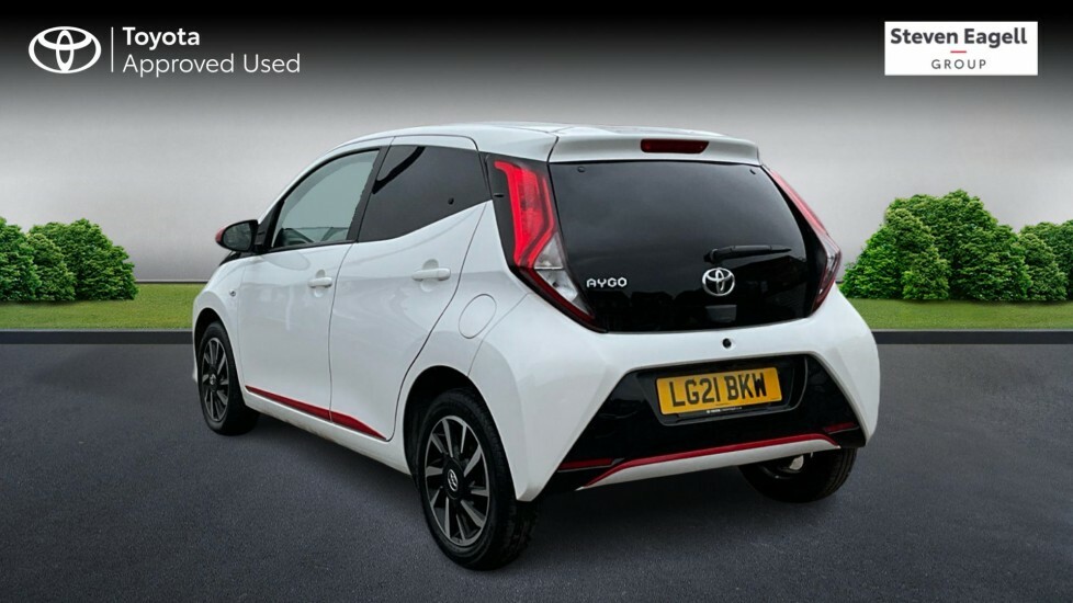 Toyota Aygo 1.0 Vvt-i X-trend Euro 6 Ss LG21BKW White #4
