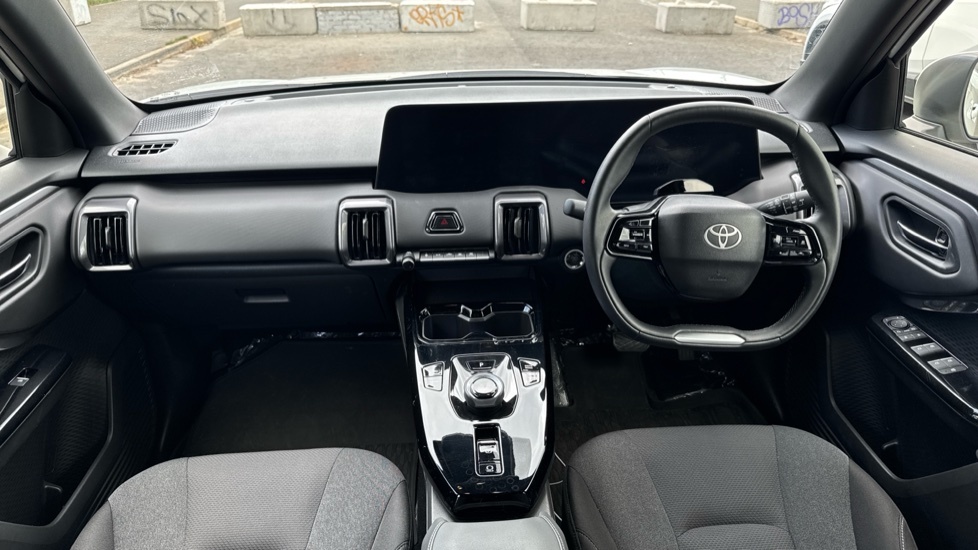 Toyota Urban Cruiser 61Kwh Design EX26ZZG White #6