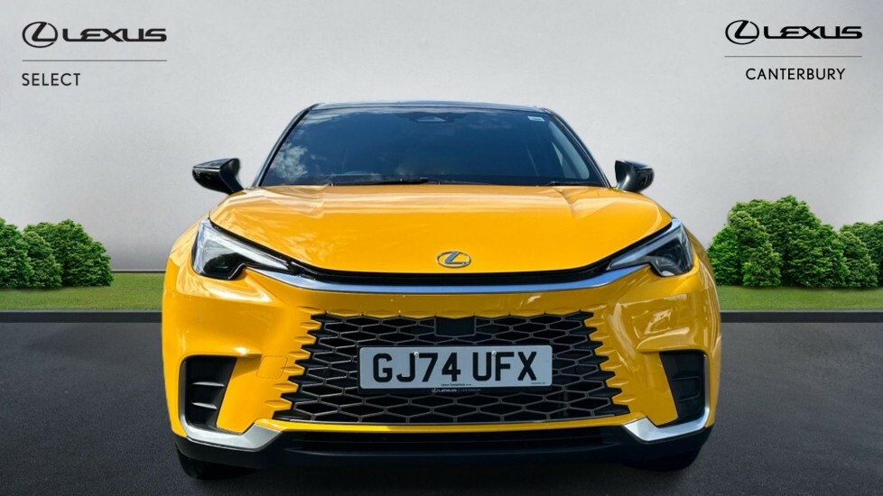 Lexus LBX 1.5 Vvt-ie Premium Plus Design Suv Hybr GJ74UFX Yellow #4