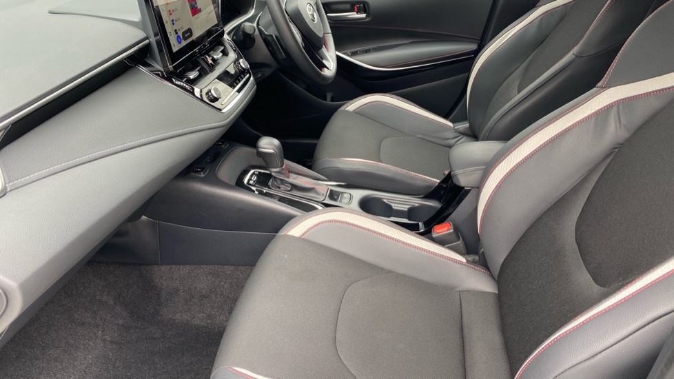 Toyota Corolla 2.0 Vvt-h Gr Sport Touring Sports Cvt Euro 6 Ss WJ75KBX Black #5