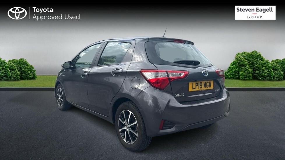 Toyota Yaris 1.5 Vvt-h Icon Tech E-cvt Euro 6 Ss LP19WGW Grey #4