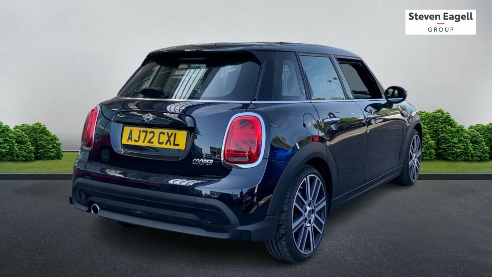 Mini Hatch 5-Door Hatch Cooper Exclusive AJ72CXL Black #2