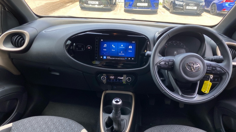 Toyota Aygo X 1.0 Vvt-i Edge Euro 6 Ss BL24FBA Beige #6