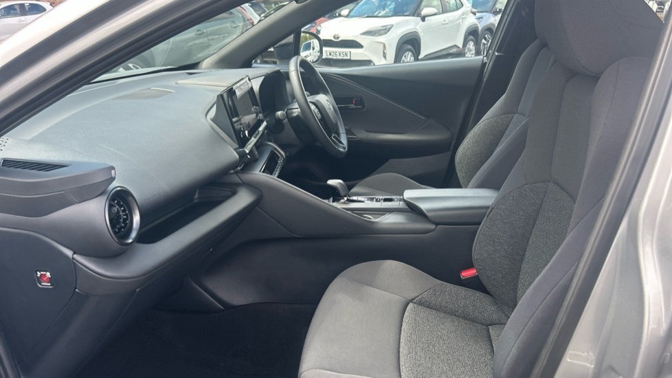 Toyota C-Hr 1.8 Vvt-h Icon Cvt Euro 6 Ss FE74ZWH Silver #5