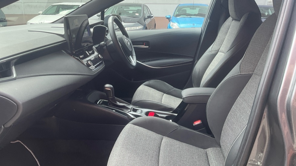 Toyota Corolla 1.8 Vvt-h Design Cvt Euro 6 Ss FP25UYG Grey #5