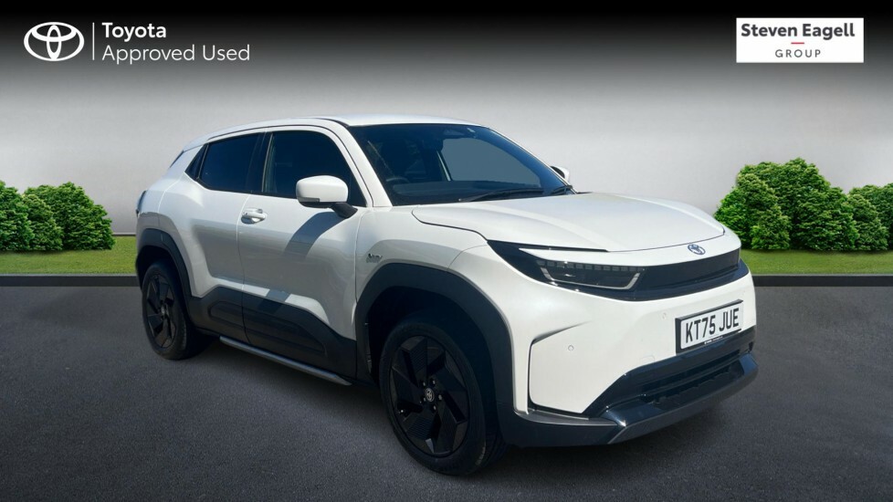 Toyota Urban Cruiser 61Kwh Design White