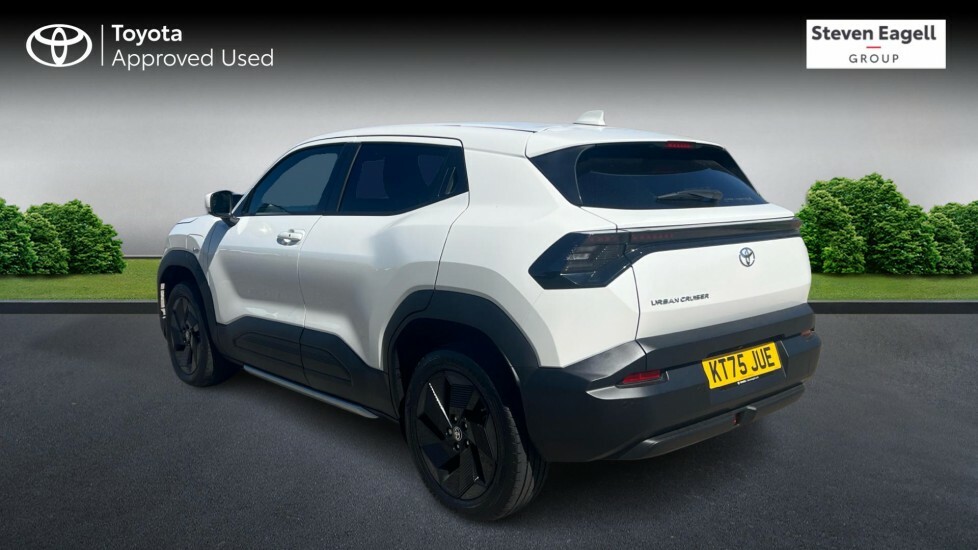 Toyota Urban Cruiser 61Kwh Design KT75JUE White #4