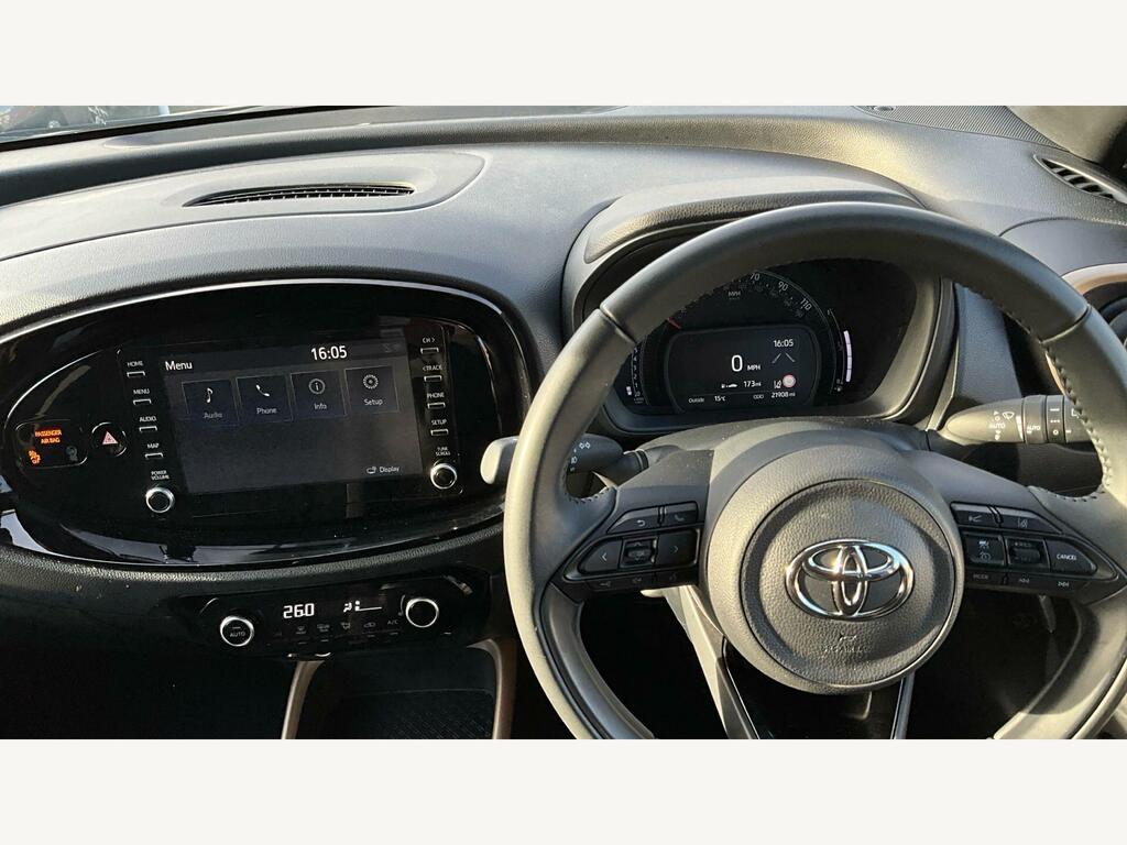 Toyota Aygo X 1.0 Vvt-i Edge Euro 6 Ss BF23VGU Beige #6