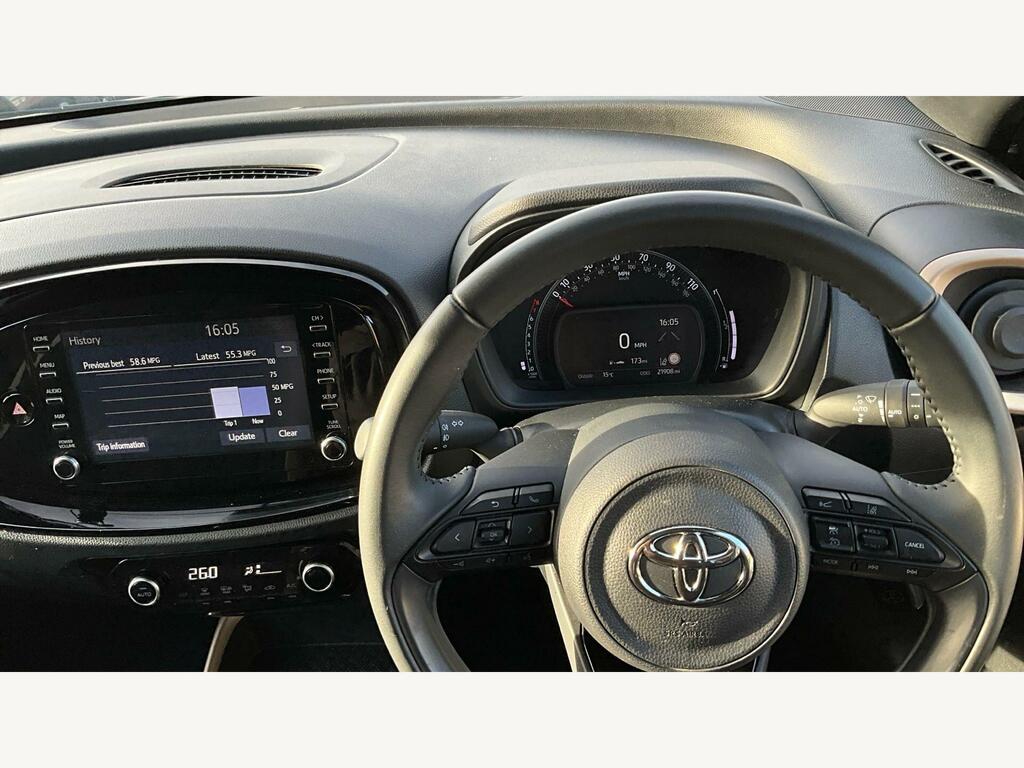 Toyota Aygo X 1.0 Vvt-i Edge Euro 6 Ss BF23VGU Beige #5
