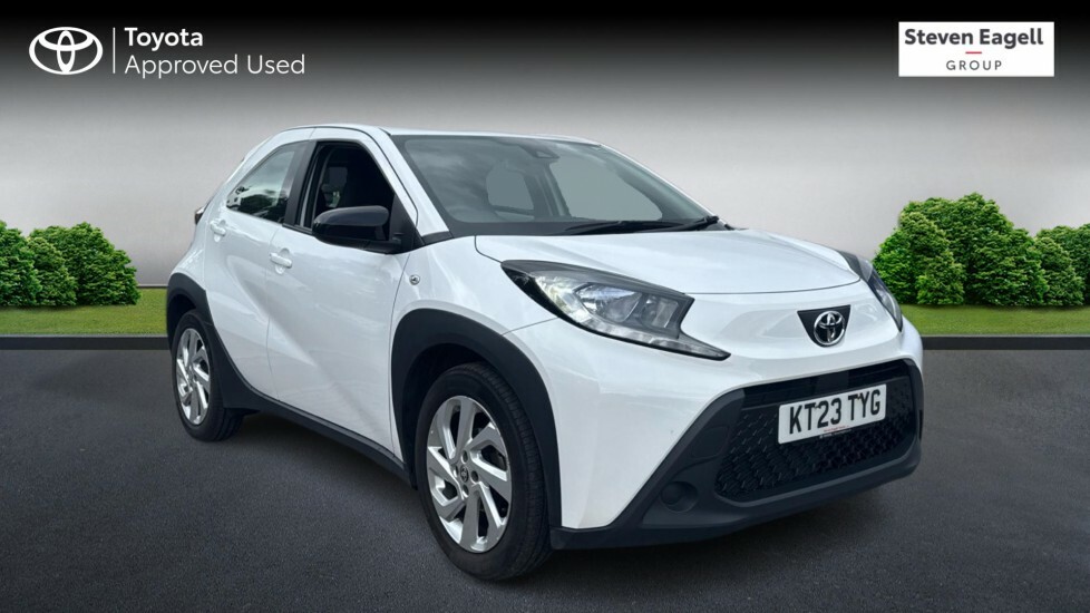Toyota Aygo X 1.0 Vvt-i Pure Hatchback X-shift Euro 6 White