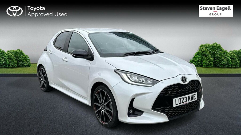 Toyota Yaris 1.5 Vvt-h Gr Sport Hatchback Hybrid E-c White