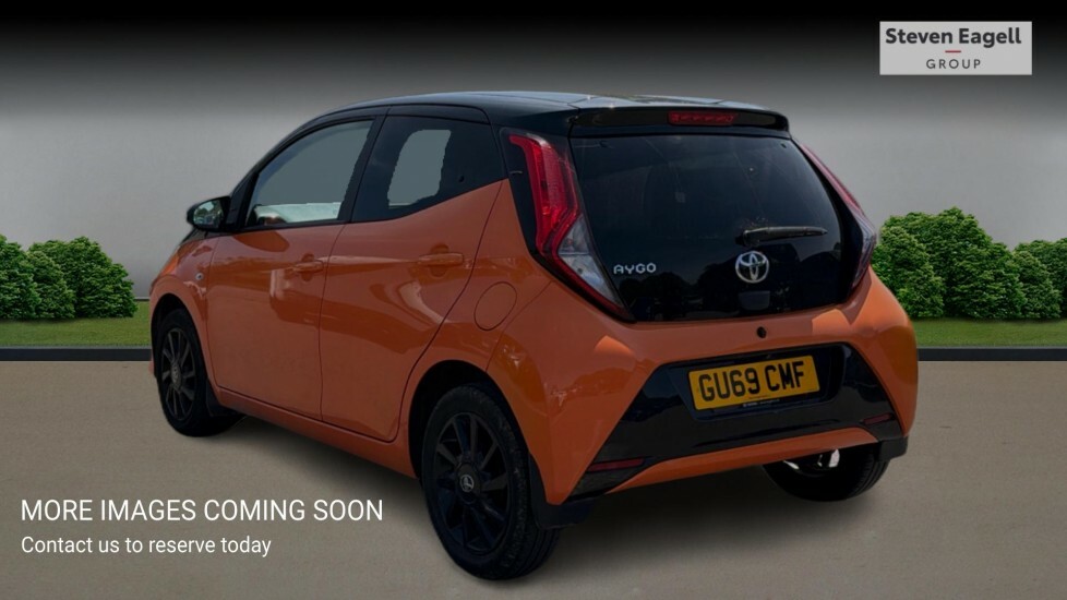 Toyota Aygo 1.0 Vvt-i X-cite Euro 6 GU69CMF Orange #2
