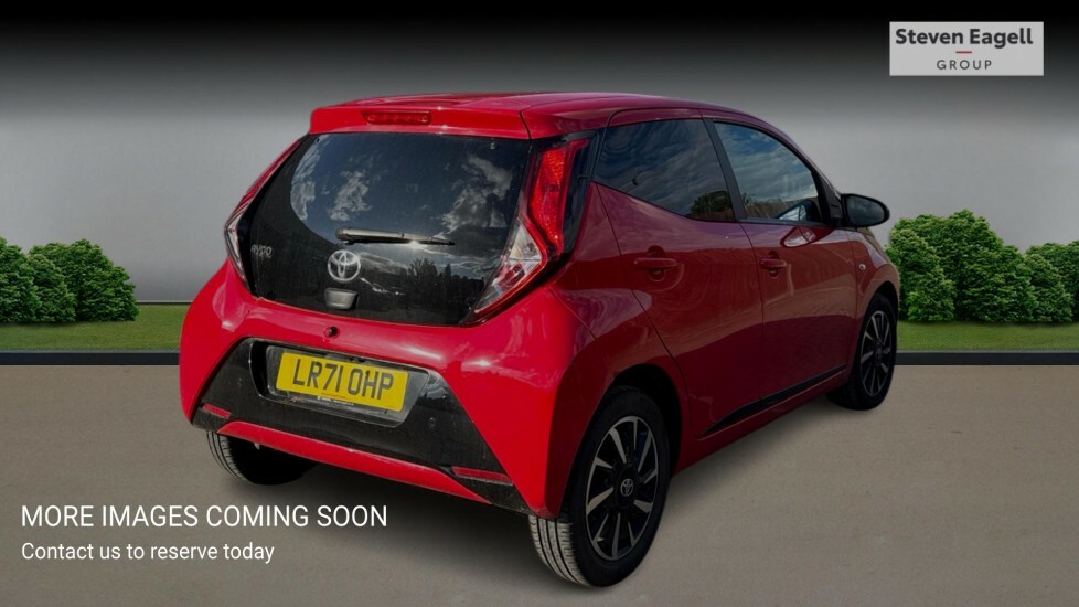Toyota Aygo 1.0 Vvt-i X-trend X-shift Euro 6 Safety Sense LR71OHP Red #4