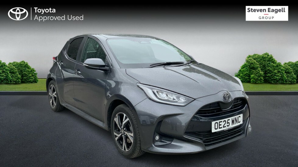 Toyota Yaris 1.5 Vvt-h Design E-cvt Euro 6 Ss Grey