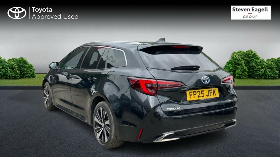Toyota Corolla 1.8 Vvt-h Design Touring Sports Cvt Euro 6 Ss 5 FP25JFK Black #4