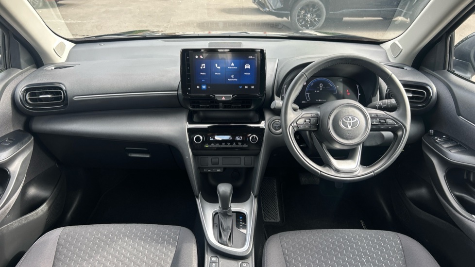 Toyota Yaris Cross 1.5 Vvt-h Icon E-cvt Euro 6 Ss CA75XVP Black #6