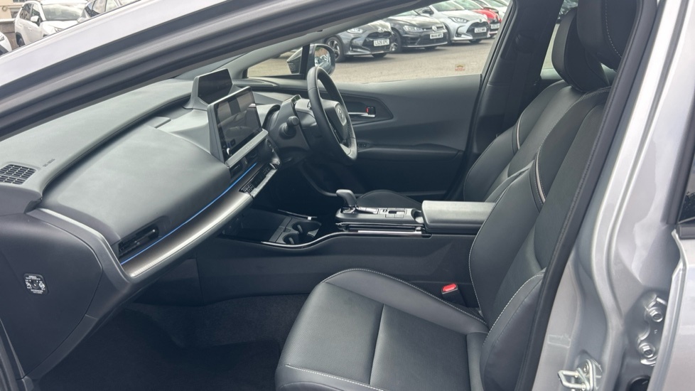 Toyota Prius 2.0 13.6Kwh Excel Cvt Euro 6 Ss FL25HLH Silver #5