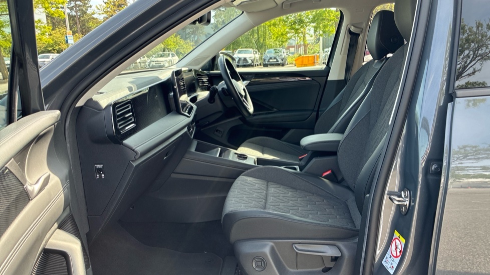 Volkswagen Tiguan 1.5 Etsi Mhev Match Dsg Euro 6 Ss AO74TXH Grey #6