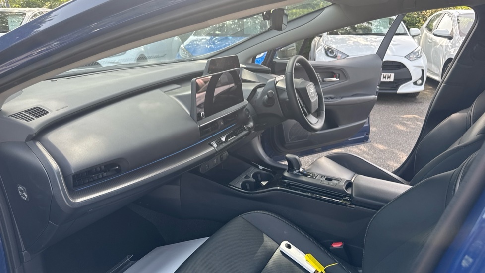 Toyota Prius 2.0 13.6Kwh Excel Cvt Euro 6 Ss FL25HMD Blue #5