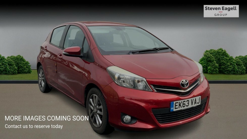 Toyota Yaris 1.33 Dual Vvt-i Icon Plus Hatchback Mul Red