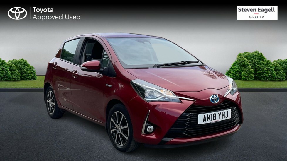 Toyota Yaris 1.5 Vvt-h Icon Tech Hatchback Hybrid E- Red