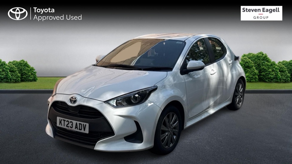 Toyota Yaris 1.5 Vvt-h Icon Hatchback Hybrid E-cvt E KT23ADV White #3