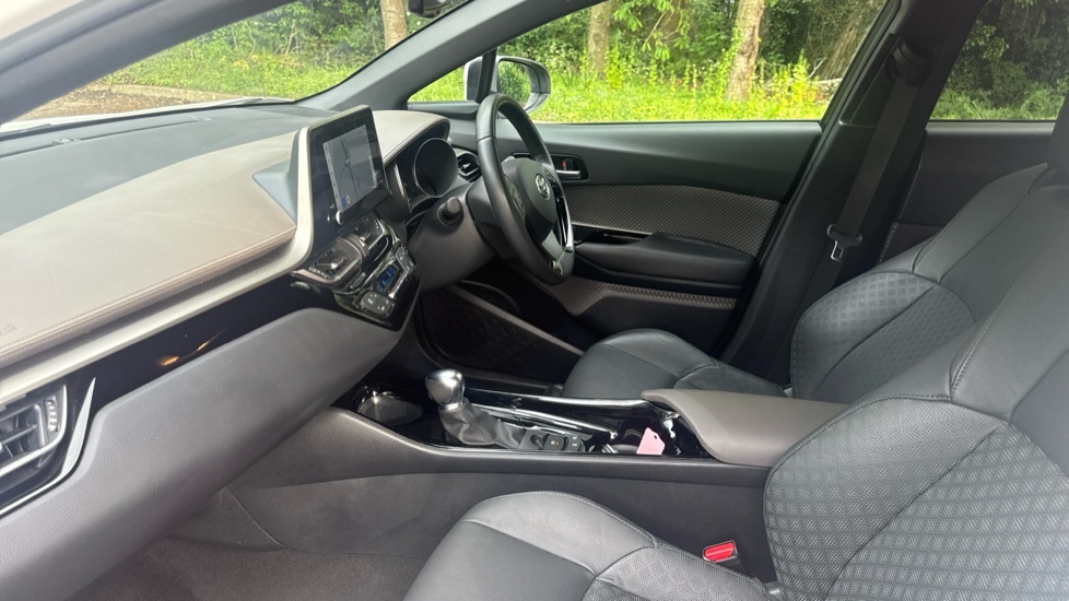 Toyota C-Hr 1.8 Vvt-h Excel Cvt Euro 6 Ss CX23MPY White #5