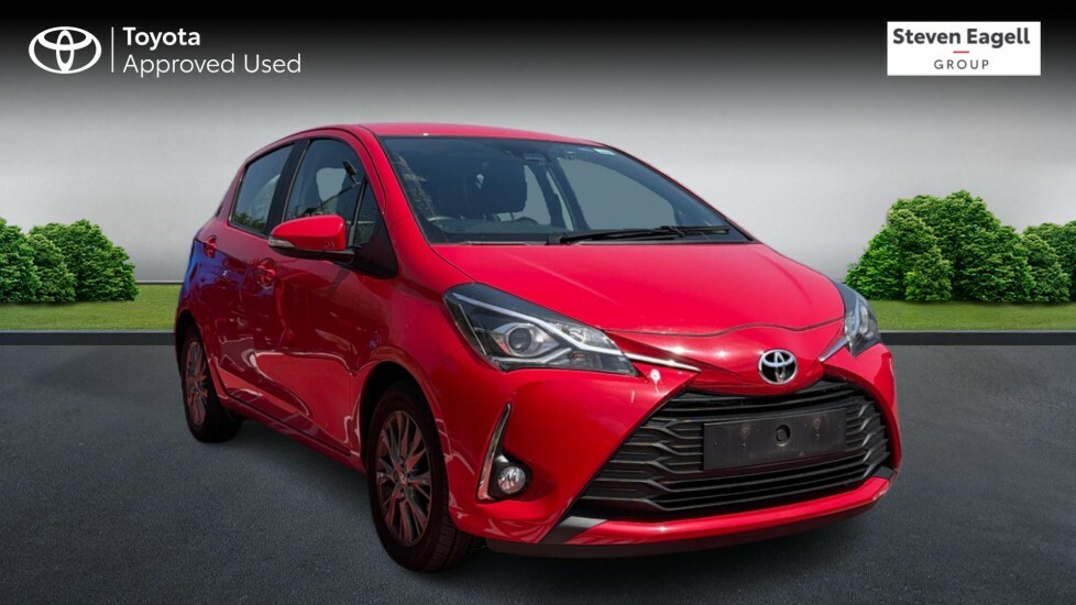 Toyota Yaris 1.5 Vvt-i Icon Euro 6 Red