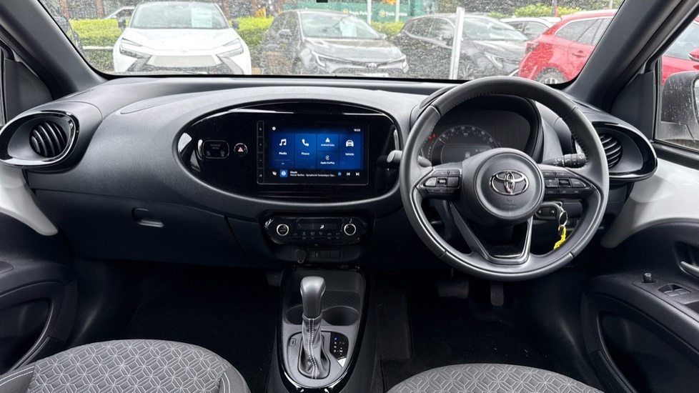 Toyota Aygo X 1.0 Vvt-i Edge X-shift Euro 6 Ss OV25CWX White #6