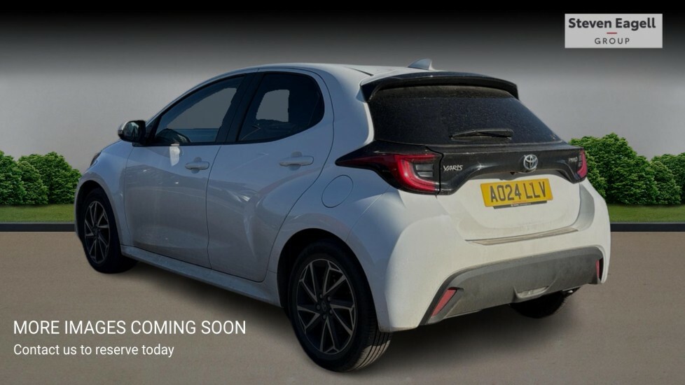 Toyota Yaris 1.5 Vvt-h Design E-cvt Euro 6 Ss AO24LLV White #2
