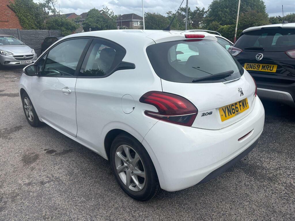 Peugeot 208 1.0 Puretech Active Euro 6 YN66FMV White #5
