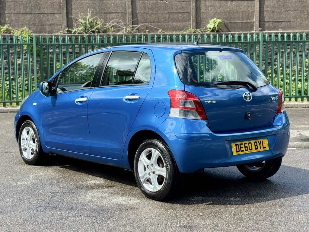 Toyota Yaris Hatchback 1.33 Dual Vvt-i Tr 201060 Blue #2