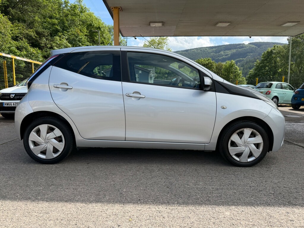 Toyota Aygo Vvt-i X-play CU15WKA #4