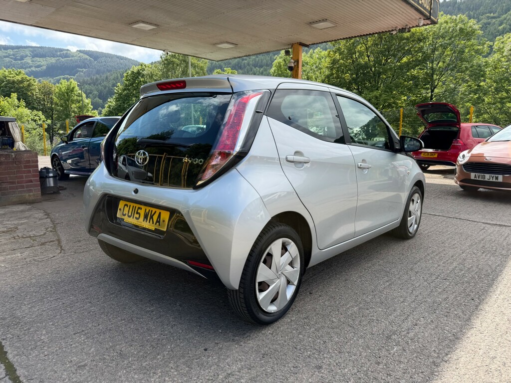 Toyota Aygo Vvt-i X-play CU15WKA #6