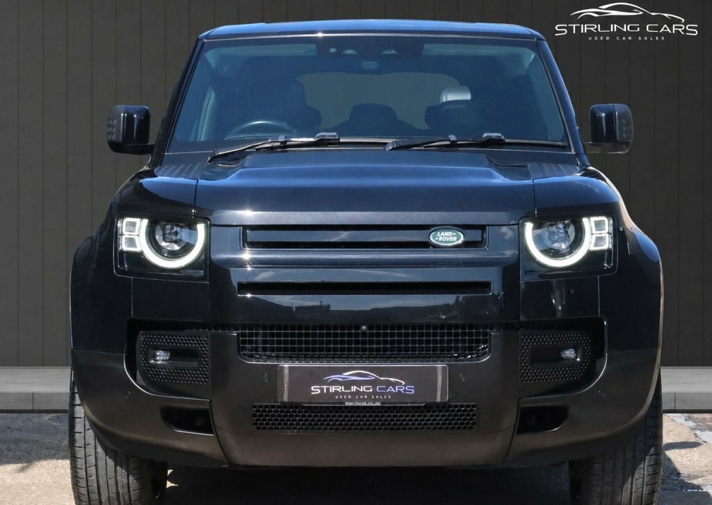 Land Rover Defender 3L Hse YR22DYT Black #4
