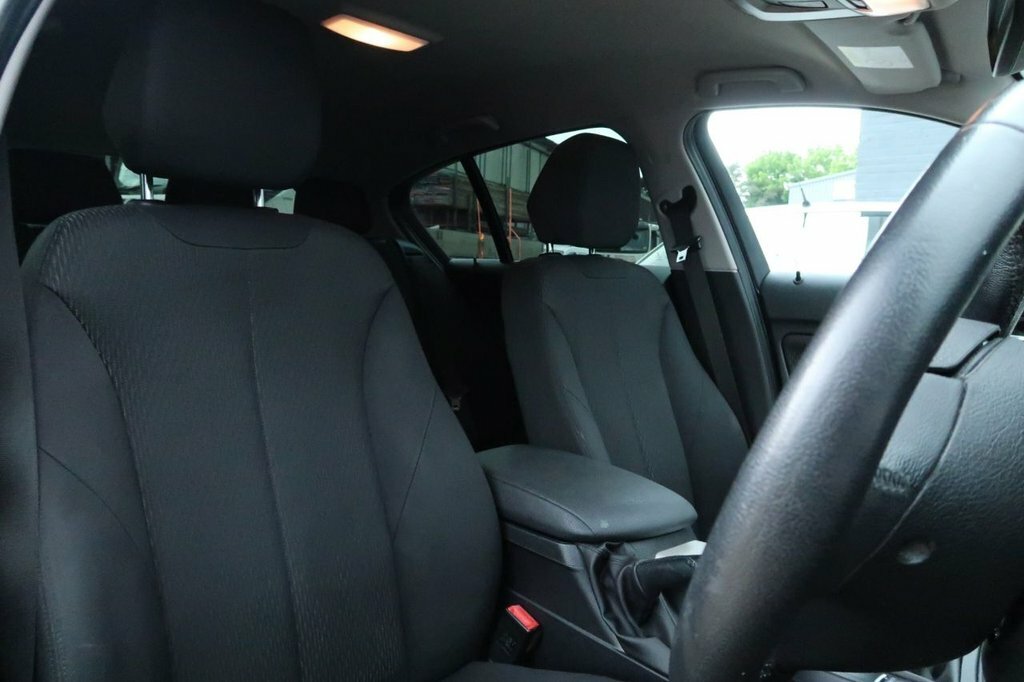 BMW 1 Series 1.5L Se YH17WBT Blue #4