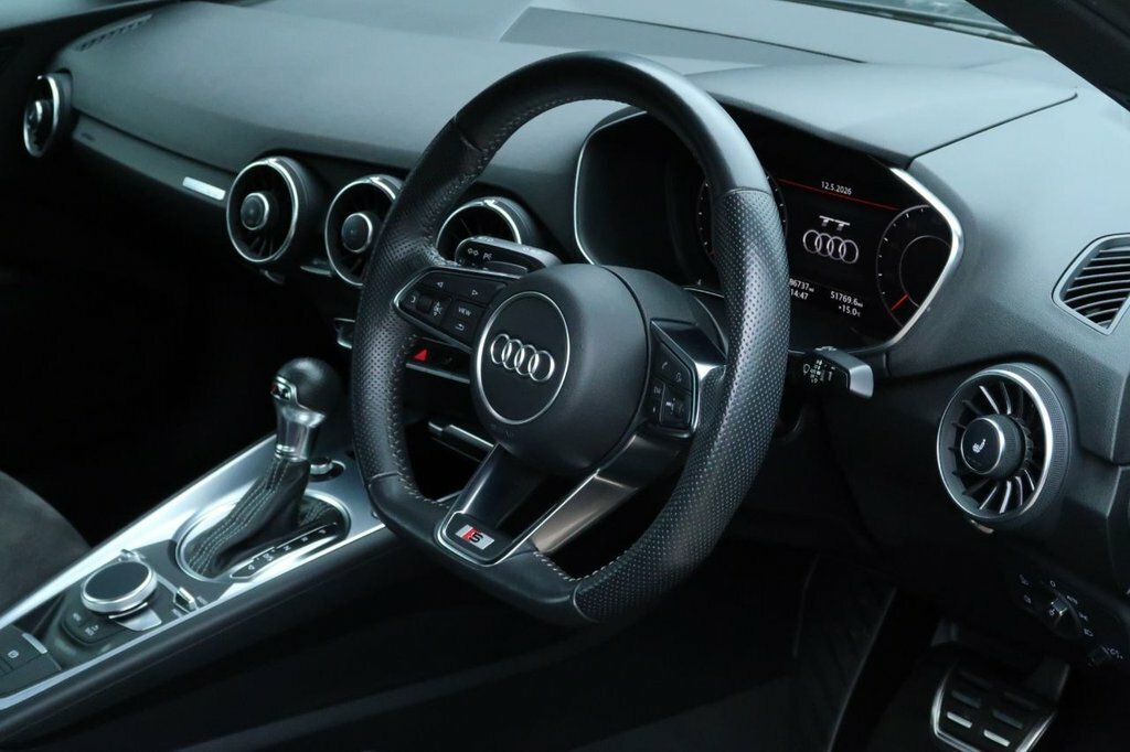 Audi TT 2L S Line BD19RKJ Black #3
