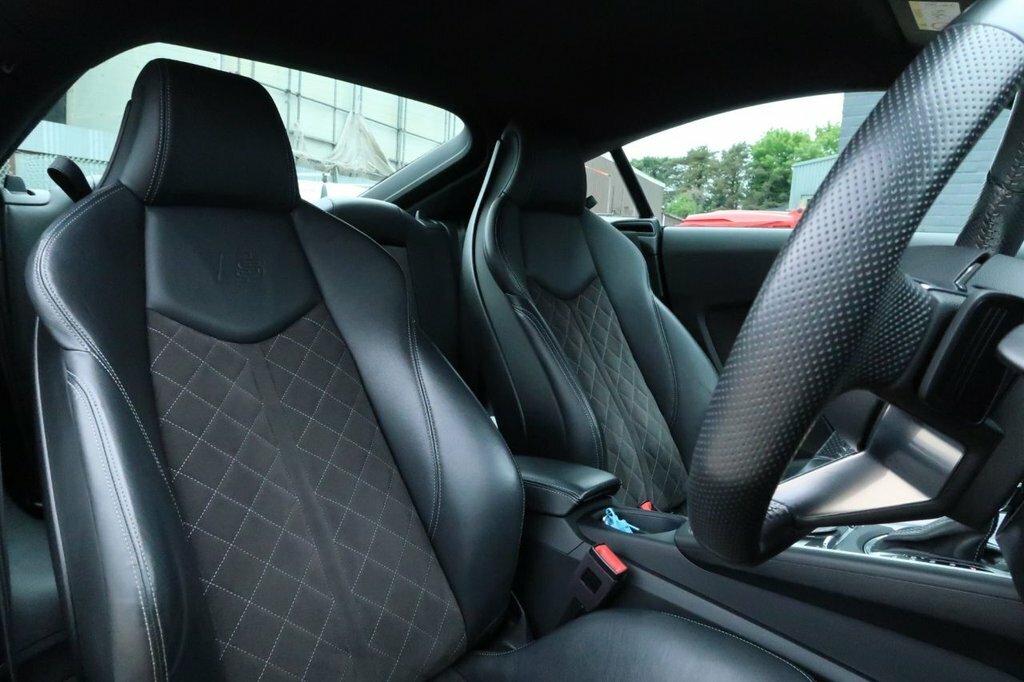 Audi TT 2L S Line BD19RKJ Black #4