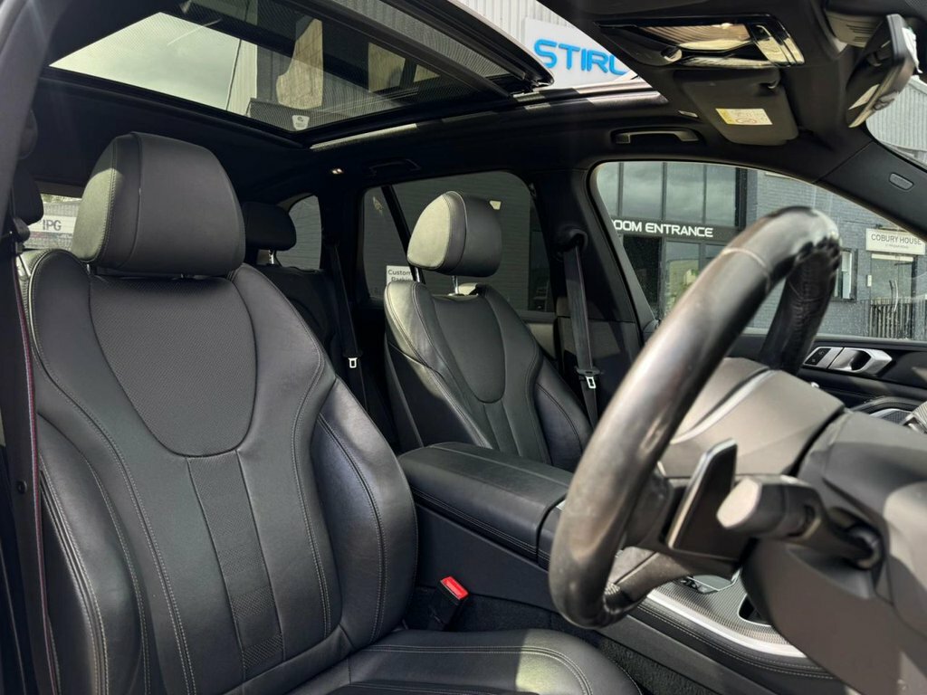 BMW X5 3L M Sport VO70VOU White #4
