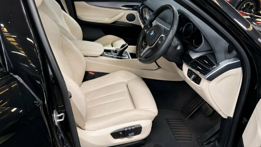 BMW X6 3L M Sport Black #3