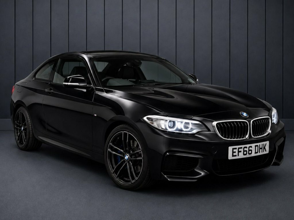 BMW M2 3L Null Black